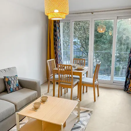 Balcon Lumineux Et Cuisine Equipee Apartment *