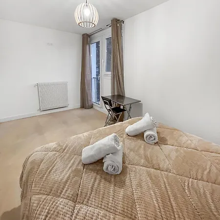 Balcon Lumineux Et Cuisine Equipee Apartment *